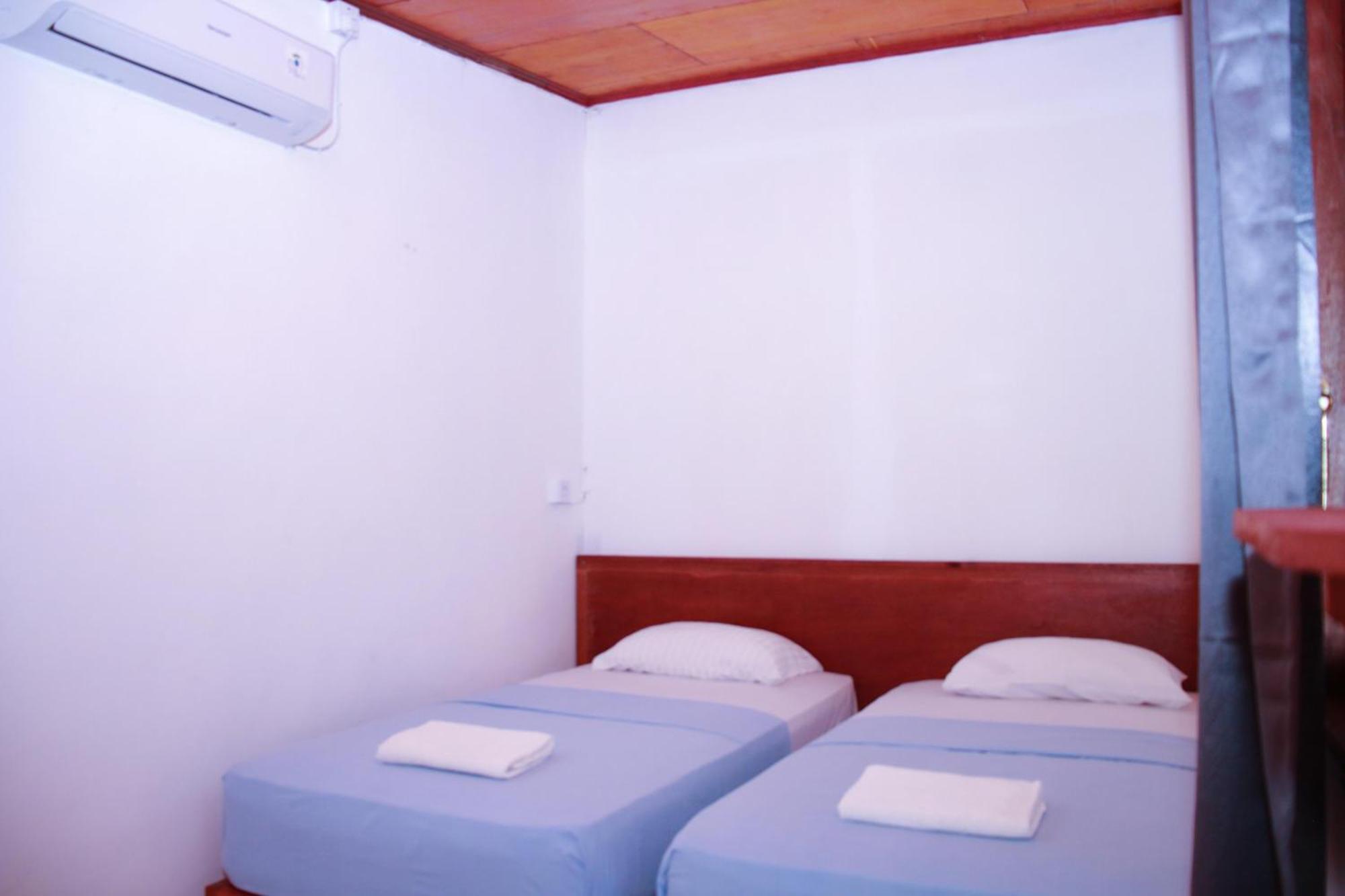 Arthur Homestay Telescope Mentawai Tua Pejat Esterno foto