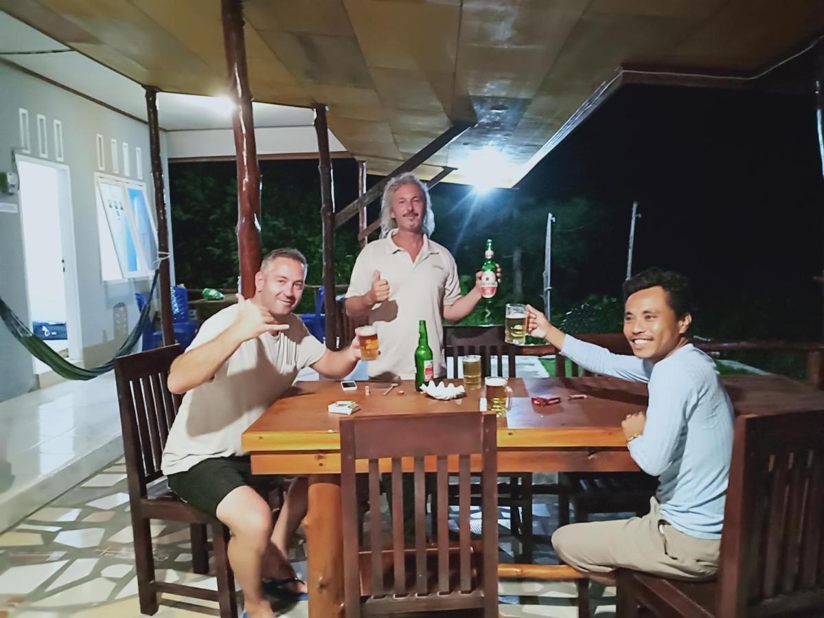 Arthur Homestay Telescope Mentawai Tua Pejat Esterno foto
